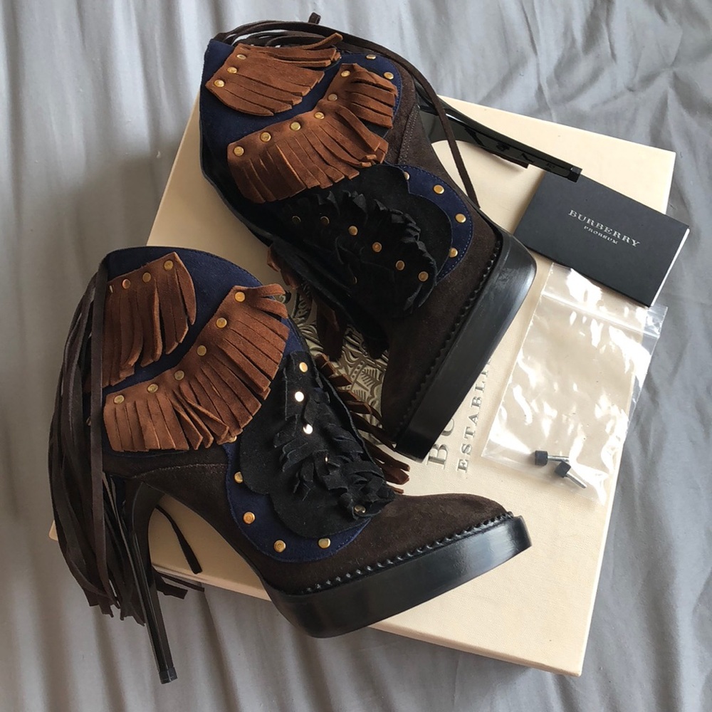 NEW Runway Burberry Lilybell Studded Fringe Boots Bootie Heels - Picture 8 of 11